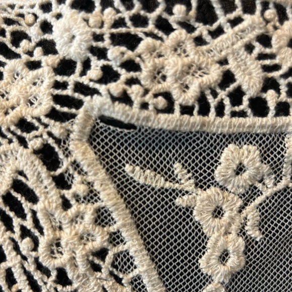 CoverUp - Picture 2 of 3